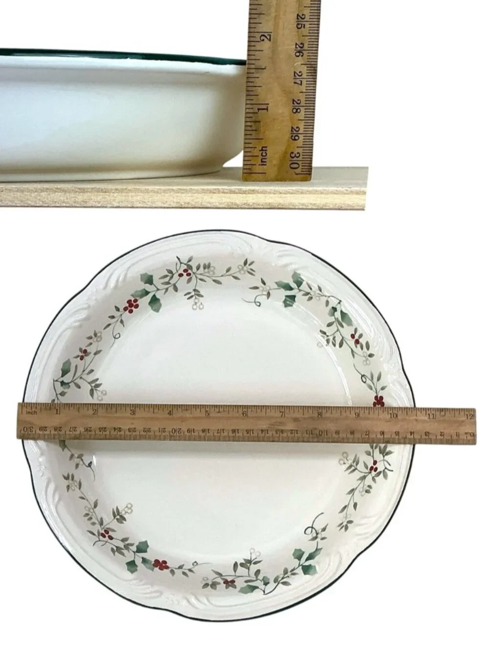 Pfaltzgraff Winterberry Perfect Pie Plate 10 1/2” Cardinal Pie Bird Retired NIB